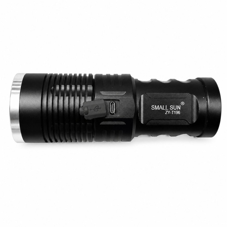 چراغ قوه ضد آب پر قدرت اسمال سان مدل ZY-T196 اصلی قابلیت زوم، برد نور ۵۵۰ متر، آلومینیومی، دارای ۴ باتری اصلی مناسب برای قطعی برق، شرایط اضطراری، شکار و نگهبانی